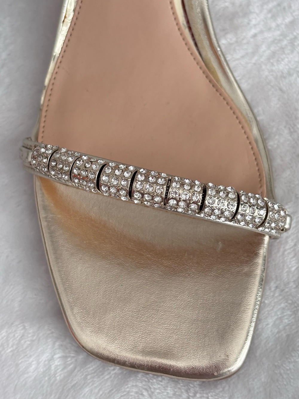 JEWEL BADGLEY MISHKA Charisma Gold Kitten Heel Ankle Strap Sandal--NEW--11 - Picture 4 of 13
